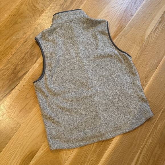 Mens LL Bean XL sweater fleece vest - Picture 3 of 9